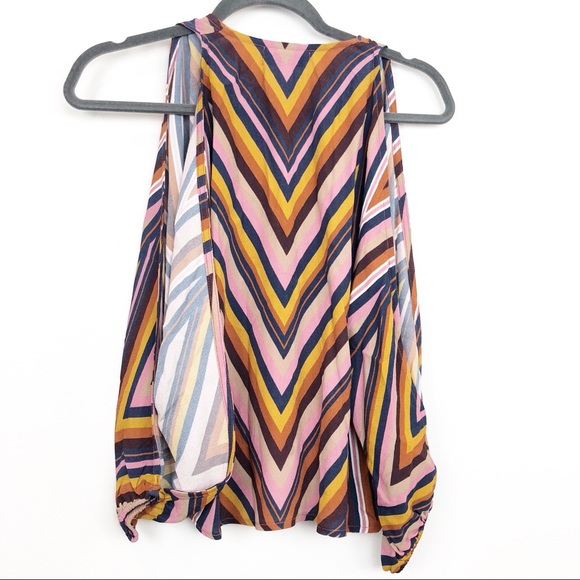 Flynn Skye Vera Blouse In Ziggy NWT - Picture 7 of 7